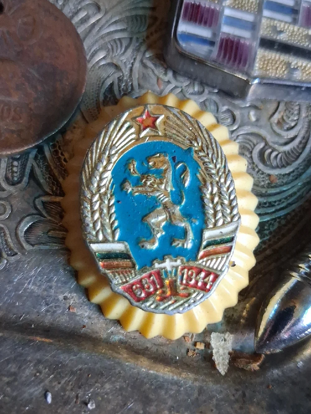 1944 Pin/60's CadillacEmblem/Antique Coin/Golden Mini Oyster+